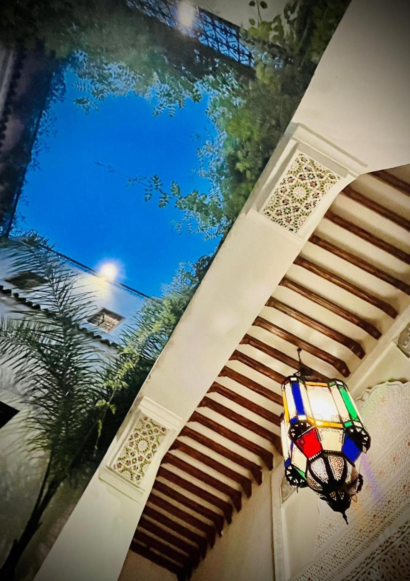 Riad Le Dromadaire Bleu By Weekome Marrakesh Exterior photo