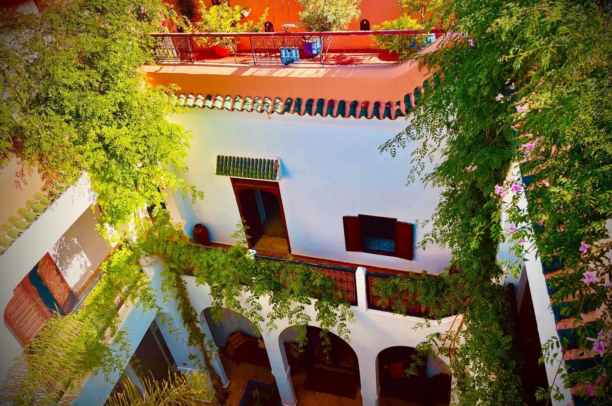 Riad Le Dromadaire Bleu By Weekome Marrakesh Exterior photo